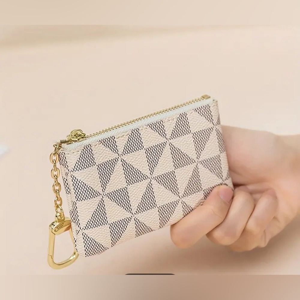 White Mini Zipper Coin Clutch Bag/ Keychain
